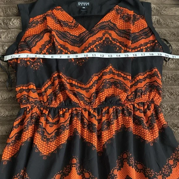 Black and orange dress - Picture 5 of 7
